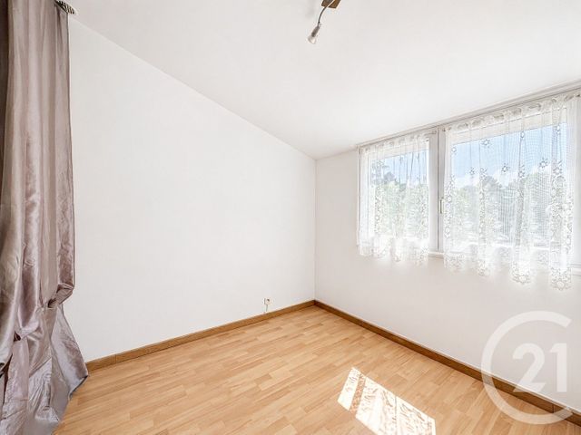 Maison &agrave; vendre - 4 pi&egrave;ces - 76,31 m2 - Noisiel - 77 - ILE-DE-FRANCE