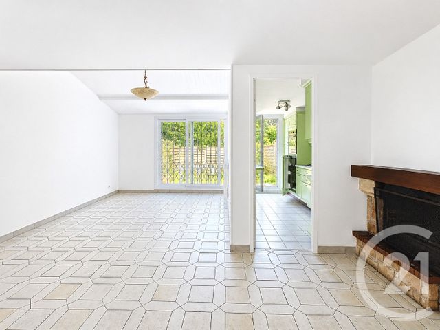 Maison &agrave; vendre - 4 pi&egrave;ces - 76,31 m2 - Noisiel - 77 - ILE-DE-FRANCE
