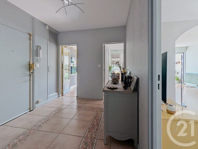Appartement F4 &agrave; vendre - 4 pi&egrave;ces - 84,52 m2 - Torcy - 77 - ILE-DE-FRANCE
