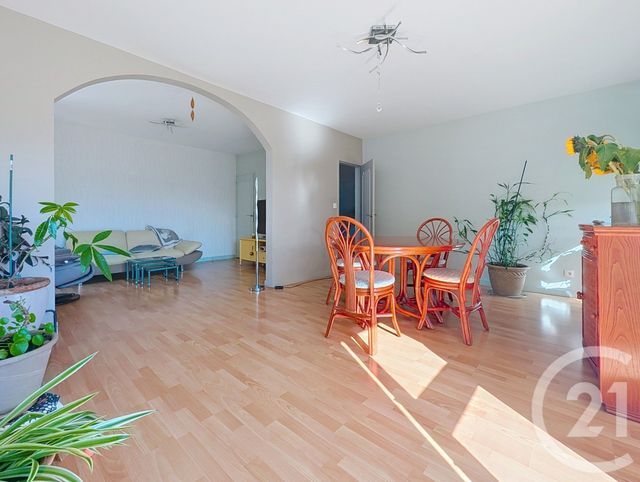 Appartement F4 &agrave; vendre - 4 pi&egrave;ces - 84,52 m2 - Torcy - 77 - ILE-DE-FRANCE