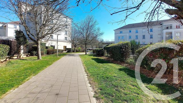 Appartement Studio &agrave; vendre - 1 pi&egrave;ce - 18,76 m2 - Bussy St Georges - 77 - ILE-DE-FRANCE