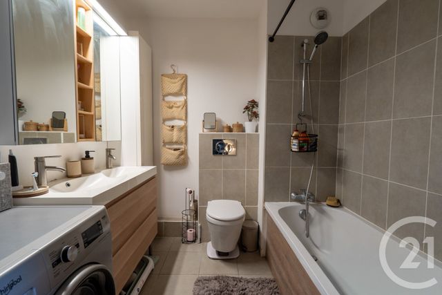 Appartement F3 &agrave; vendre - 3 pi&egrave;ces - 65,74 m2 - Torcy - 77 - ILE-DE-FRANCE