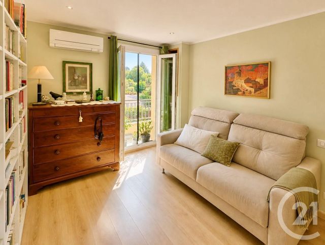 Appartement &agrave; vendre - 3 pi&egrave;ces - 73 m2 - Menton - 06 - PROVENCE-ALPES-COTE-D-AZUR