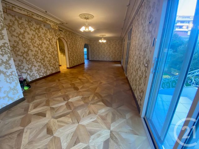 Maison à vendre - 7 pièces - 300 m2 - Menton - 06 - PROVENCE-ALPES-COTE-D-AZUR