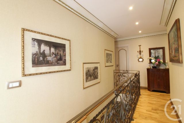 Maison à vendre - 7 pièces - 300 m2 - Menton - 06 - PROVENCE-ALPES-COTE-D-AZUR