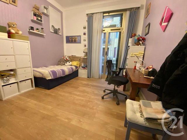 Appartement T4 à vendre - 4 pièces - 70,50 m2 - Menton - 06 - PROVENCE-ALPES-COTE-D-AZUR