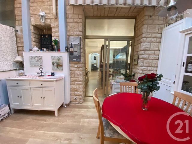 Appartement T4 à vendre - 4 pièces - 70,50 m2 - Menton - 06 - PROVENCE-ALPES-COTE-D-AZUR