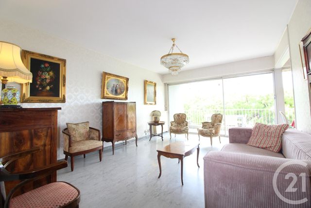 Appartement F3 à vendre - 3 pièces - 74 m2 - Menton - 06 - PROVENCE-ALPES-COTE-D-AZUR