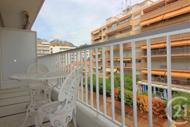 Appartement F3 à vendre - 3 pièces - 74 m2 - Menton - 06 - PROVENCE-ALPES-COTE-D-AZUR