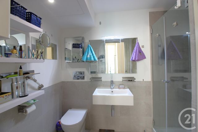 Appartement Duplex à vendre - 3 pièces - 55,84 m2 - Menton - 06 - PROVENCE-ALPES-COTE-D-AZUR