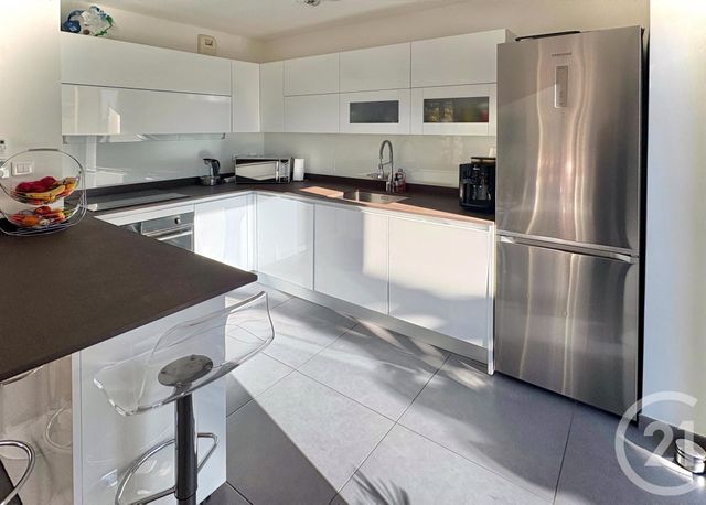 Appartement F4 &agrave; vendre - 4 pi&egrave;ces - 92,32 m2 - Menton - 06 - PROVENCE-ALPES-COTE-D-AZUR