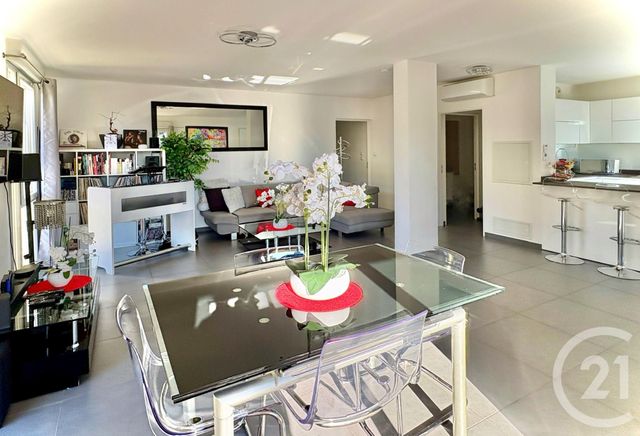 Appartement F4 &agrave; vendre - 4 pi&egrave;ces - 92,32 m2 - Menton - 06 - PROVENCE-ALPES-COTE-D-AZUR