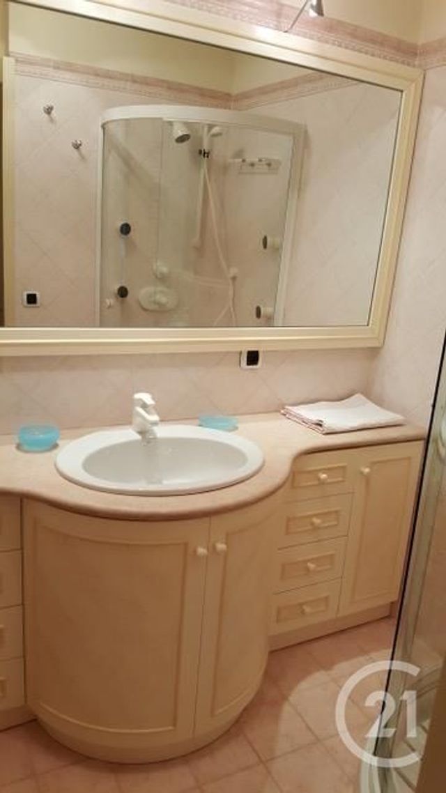 Appartement F4 à vendre - 4 pièces - 94,46 m2 - Menton - 06 - PROVENCE-ALPES-COTE-D-AZUR