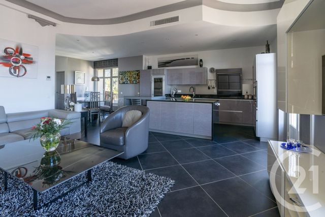 Appartement F3 &agrave; vendre - 3 pi&egrave;ces - 105,04 m2 - Menton - 06 - PROVENCE-ALPES-COTE-D-AZUR