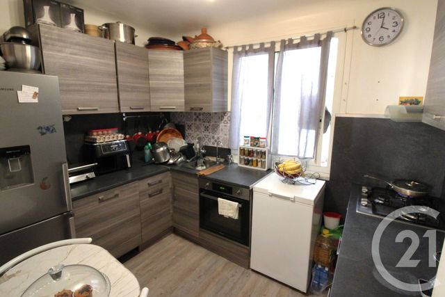 Appartement &agrave; vendre - 3 pi&egrave;ces - 69,85 m2 - Menton - 06 - PROVENCE-ALPES-COTE-D-AZUR