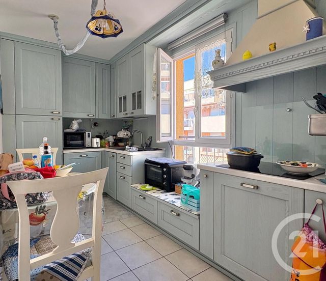 Appartement &agrave; vendre - 3 pi&egrave;ces - 60,89 m2 - Menton - 06 - PROVENCE-ALPES-COTE-D-AZUR