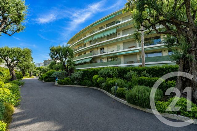 Appartement F4 &agrave; vendre - 4 pi&egrave;ces - 126,70 m2 - Roquebrune Cap Martin - 06 - PROVENCE-ALPES-COTE-D-AZUR