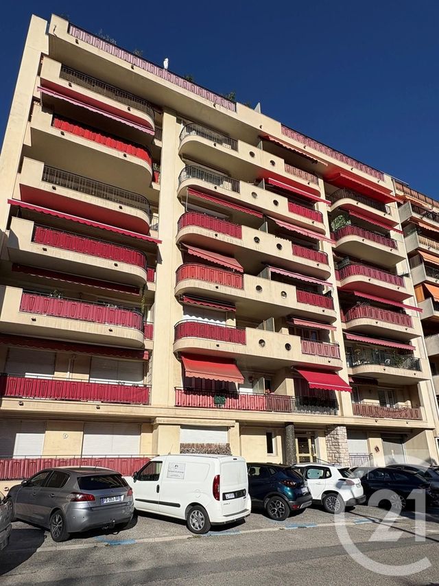 Appartement &agrave; vendre - 2 pi&egrave;ces - 54,17 m2 - Menton - 06 - PROVENCE-ALPES-COTE-D-AZUR