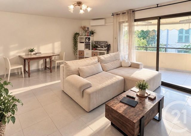 Appartement F3 &agrave; vendre - 3 pi&egrave;ces - 67,75 m2 - Menton - 06 - PROVENCE-ALPES-COTE-D-AZUR