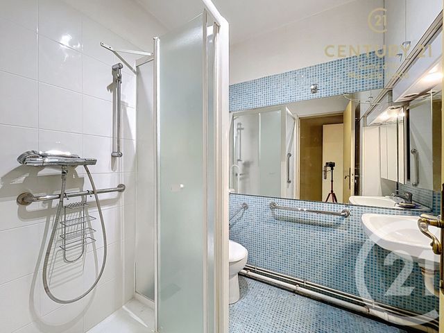 Appartement F5 &agrave; vendre - 5 pi&egrave;ces - 103,70 m2 - Marseille - 13006 - PROVENCE-ALPES-COTE-D-AZUR