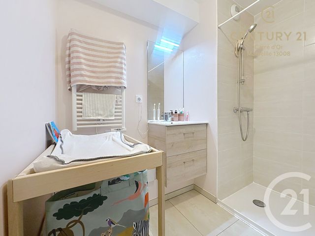 Appartement F3 &agrave; vendre - 3 pi&egrave;ces - 71,60 m2 - Marseille - 13008 - PROVENCE-ALPES-COTE-D-AZUR