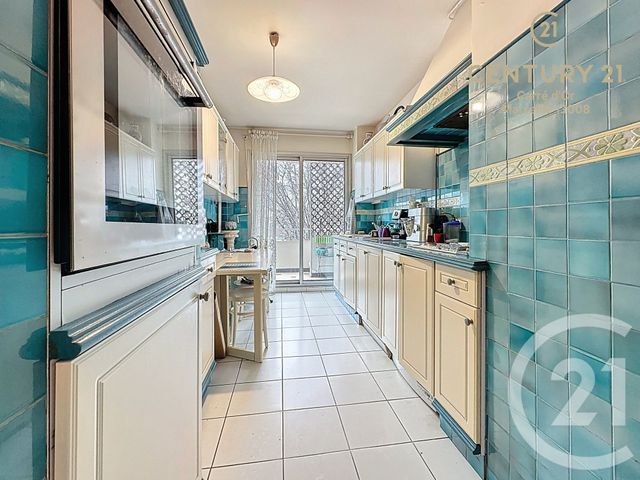 Appartement &agrave; vendre - 3 pi&egrave;ces - 87,77 m2 - Marseille - 13008 - PROVENCE-ALPES-COTE-D-AZUR