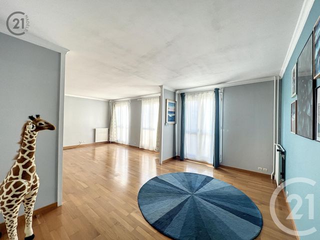Appartement F4 à vendre - 4 pièces - 87,32 m2 - St Cyr L Ecole - 78 - ILE-DE-FRANCE