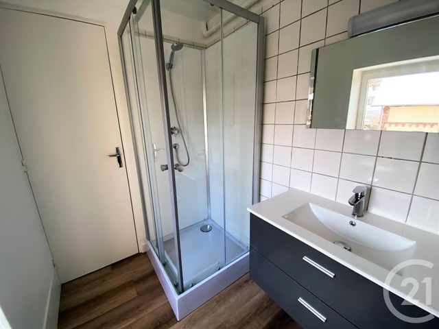 Appartement Studio à louer - 1 pièce - 20 m2 - Argentan - 61 - BASSE-NORMANDIE