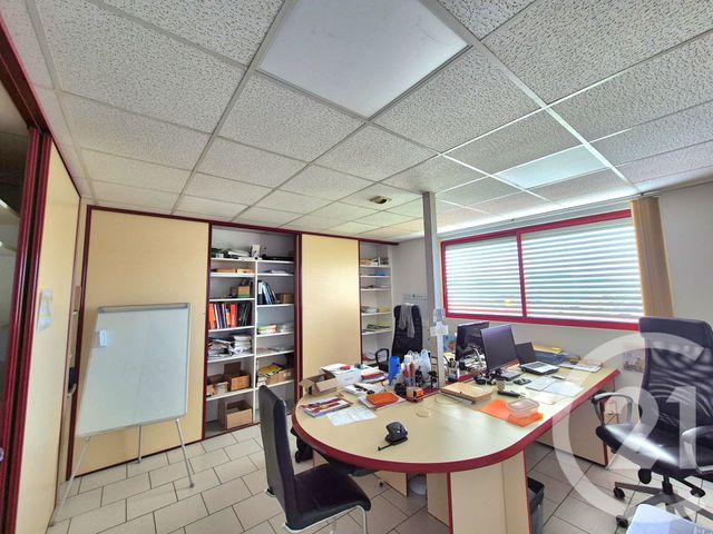 Local commercial à vendre - 1067.0 m2 - 61 - Orne