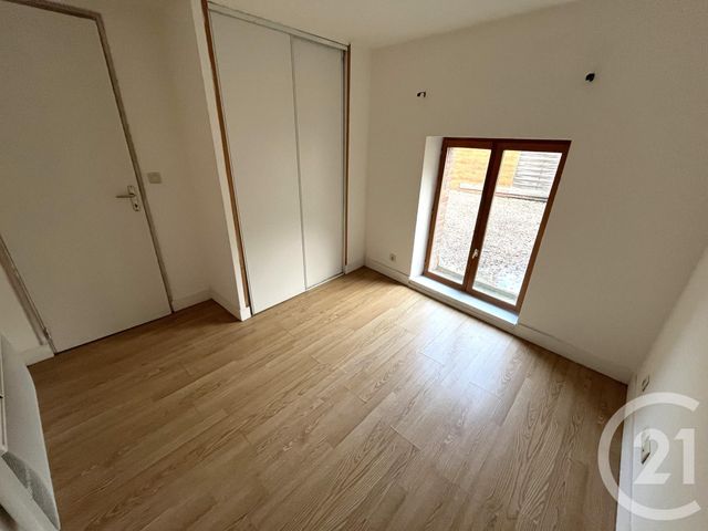 Appartement Duplex à louer - 3 pièces - 63 m2 - Trun - 61 - BASSE-NORMANDIE