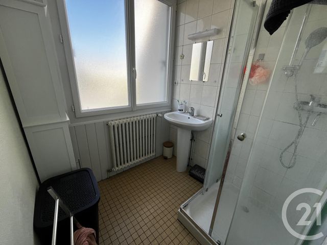 Maison &agrave; louer - 4 pi&egrave;ces - 80 m2 - Argentan - 61 - BASSE-NORMANDIE