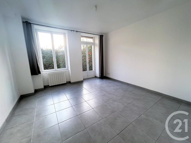 Maison à louer - 4 pièces - 96 m2 - Ecouche Les Vallees - 61 - BASSE-NORMANDIE