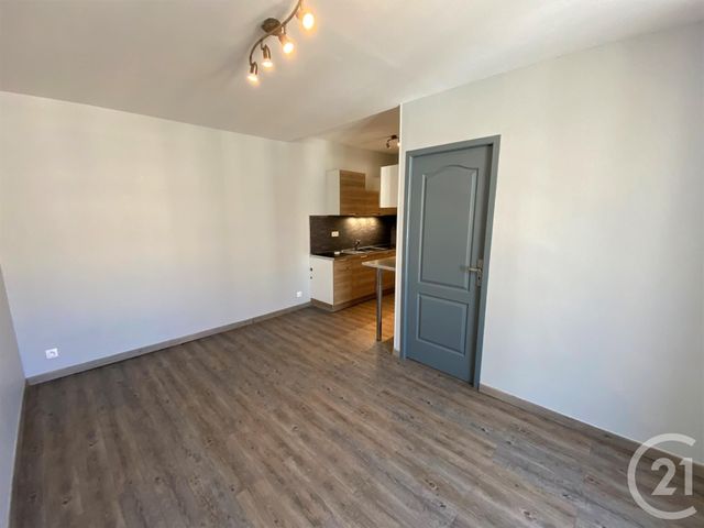 Appartement à louer - 2 pièces - 27,84 m2 - Argentan - 61 - BASSE-NORMANDIE