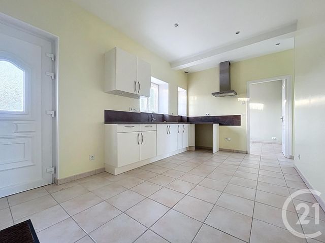 Maison &agrave; louer - 3 pi&egrave;ces - 68 m2 - Argentan - 61 - BASSE-NORMANDIE