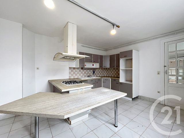 Maison &agrave; louer - 3 pi&egrave;ces - 99,13 m2 - Trun - 61 - BASSE-NORMANDIE