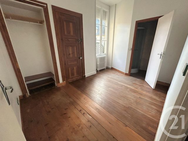 Appartement &agrave; louer - 3 pi&egrave;ces - 71 m2 - Argentan - 61 - BASSE-NORMANDIE