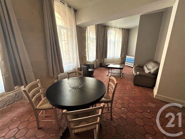 Appartement &agrave; louer - 3 pi&egrave;ces - 71 m2 - Argentan - 61 - BASSE-NORMANDIE