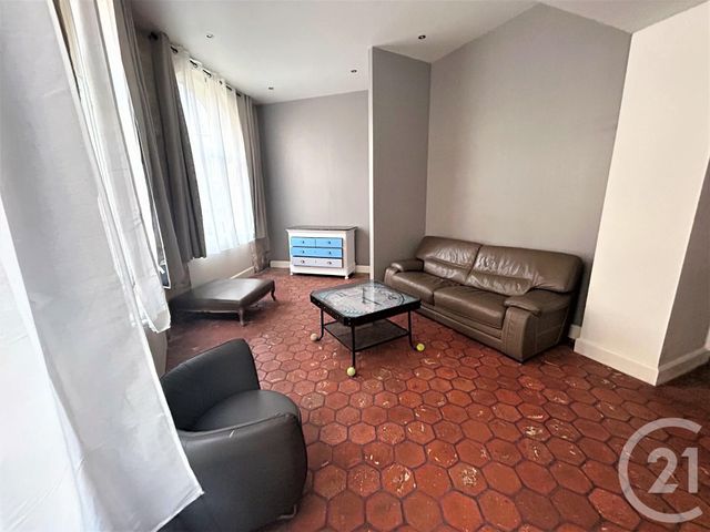 Appartement &agrave; louer - 3 pi&egrave;ces - 71 m2 - Argentan - 61 - BASSE-NORMANDIE