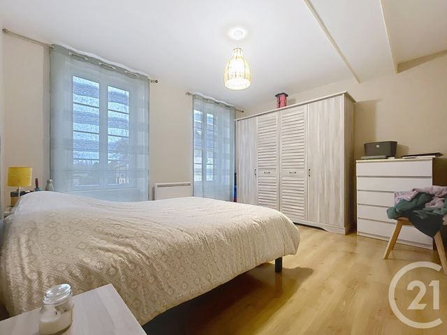 Maison &agrave; louer - 5 pi&egrave;ces - 115 m2 - Gouffern En Auge - 61 - BASSE-NORMANDIE