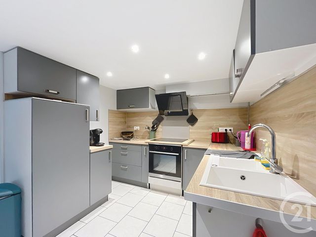 Maison &agrave; louer - 5 pi&egrave;ces - 115 m2 - Gouffern En Auge - 61 - BASSE-NORMANDIE