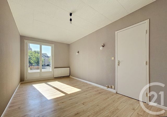 Appartement F4 &agrave; louer - 4 pi&egrave;ces - 86 m2 - Argentan - 61 - BASSE-NORMANDIE