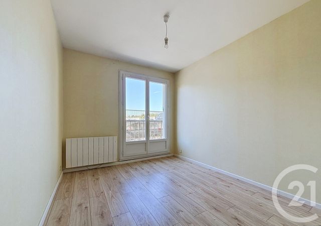 Appartement F4 &agrave; louer - 4 pi&egrave;ces - 86 m2 - Argentan - 61 - BASSE-NORMANDIE