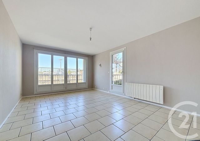 Appartement F4 &agrave; louer - 4 pi&egrave;ces - 86 m2 - Argentan - 61 - BASSE-NORMANDIE