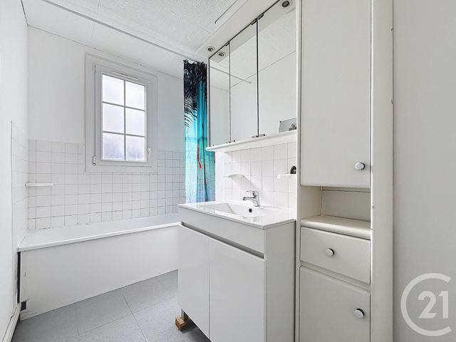 Appartement F3 &agrave; louer - 3 pi&egrave;ces - 67 m2 - Trun - 61 - BASSE-NORMANDIE