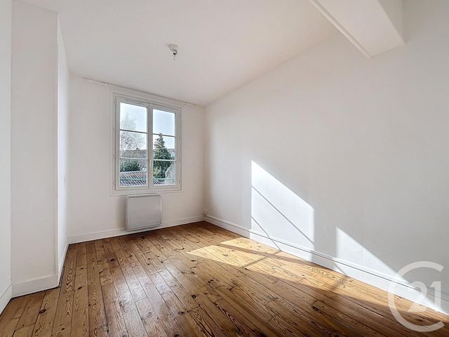 Appartement F3 &agrave; louer - 3 pi&egrave;ces - 67 m2 - Trun - 61 - BASSE-NORMANDIE