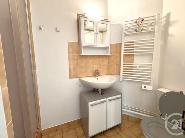 Appartement F1 &agrave; louer - 1 pi&egrave;ce - 27 m2 - Argentan - 61 - BASSE-NORMANDIE