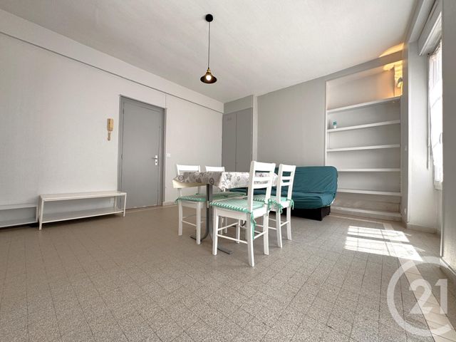 Appartement F1 &agrave; louer - 1 pi&egrave;ce - 27 m2 - Argentan - 61 - BASSE-NORMANDIE