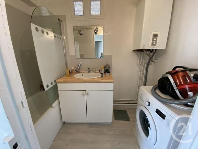 Appartement F2 &agrave; louer - 2 pi&egrave;ces - 42,18 m2 - Argentan - 61 - BASSE-NORMANDIE