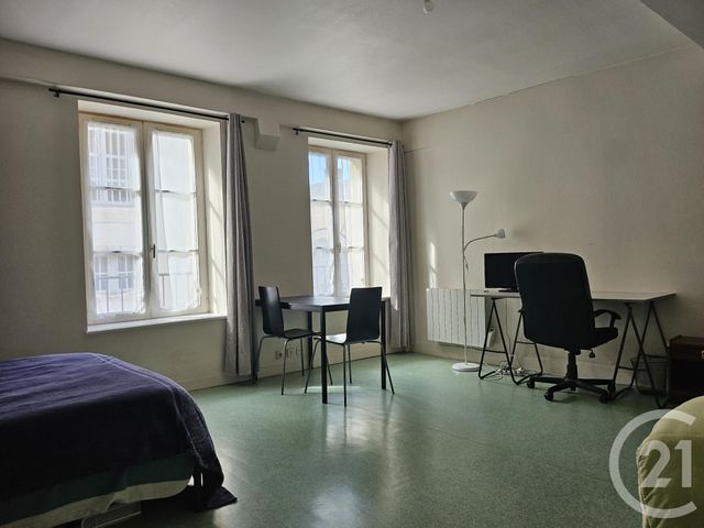 Appartement F1 bis &agrave; louer - 2 pi&egrave;ces - 44 m2 - Argentan - 61 - BASSE-NORMANDIE