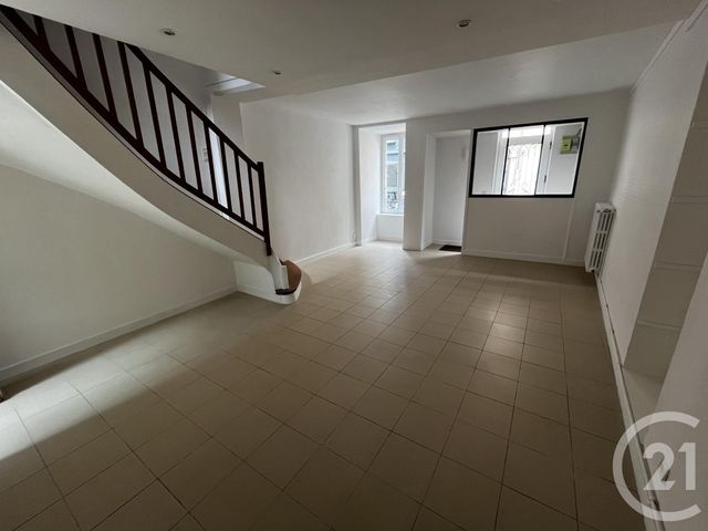 Maison &agrave; louer - 3 pi&egrave;ces - 71 m2 - Argentan - 61 - BASSE-NORMANDIE